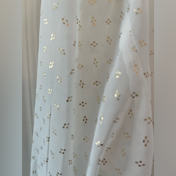 Vince Camuto Women’s Pleated Blouse, Size XS NWT - Picture 3 of 9